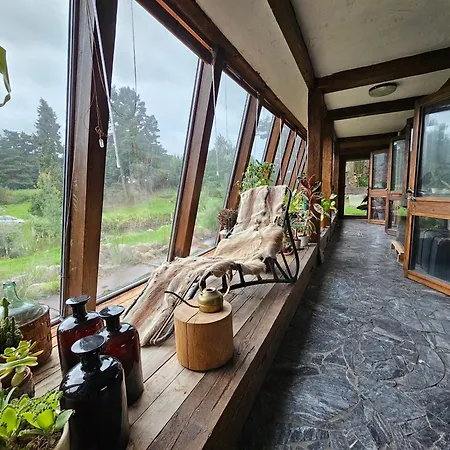 Earthship 度假居