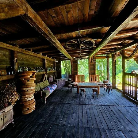 Holiday home Earthship